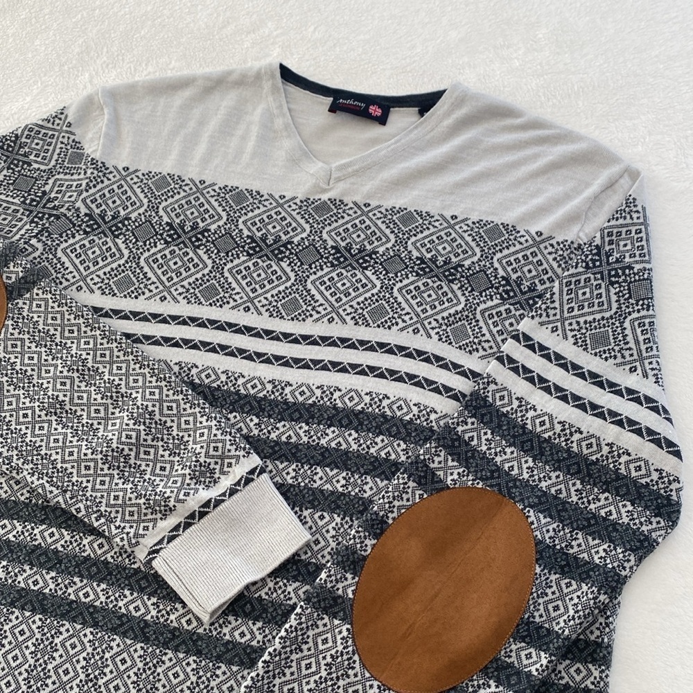 Anthony of London Fairisle Merino Wool Sweater with Elbow Patches. Size Large
